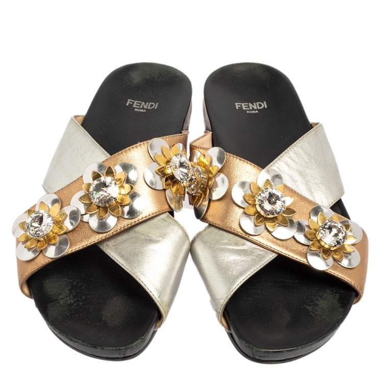 Pre Owned Fendi Silver/Gold Leather Flowerland Slides Size 37