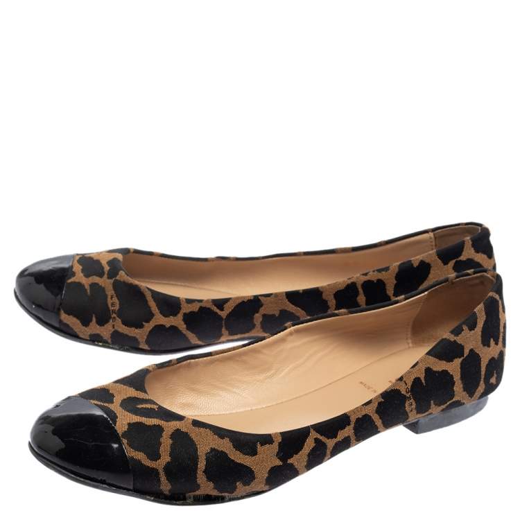 Pre Owned Fendi Brown/Black Patent Leather And Canvas Leopard Print Cap Toe Ballet Flats Size 41
