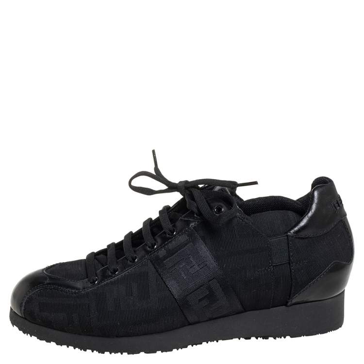 مملوكة مسبقًا Fendi Black Zucca Canvas and Leather Low Top Sneakers Size 37