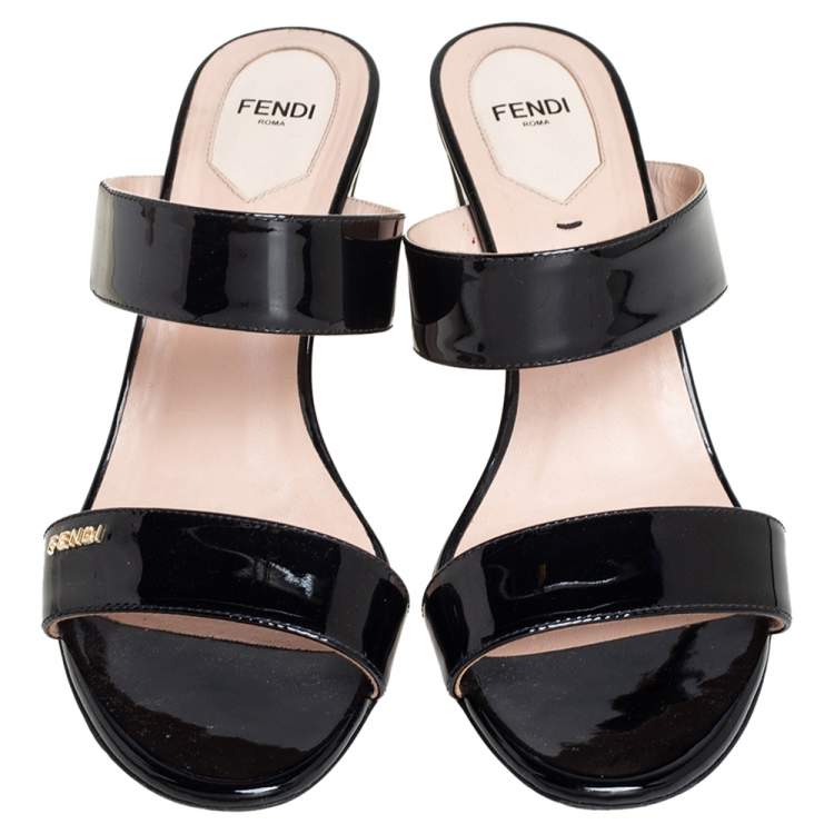مملوكة مسبقًا Fendi Black  Patent Leather Wedge Slides Sandals Size 39.5