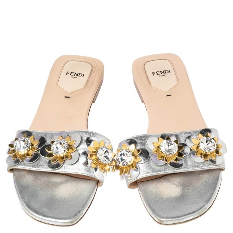 Pre Owned Fendi Silver Leather Flowerland Embellished Slide Flats Size 40.5