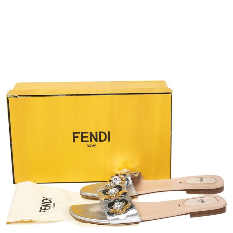 Pre Owned Fendi Silver Leather Flowerland Embellished Slide Flats Size 40.5