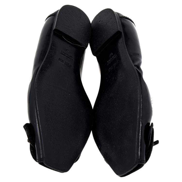 مملوكة مسبقًا Fendi Black Patent Leather Buckle Flats Size 37
