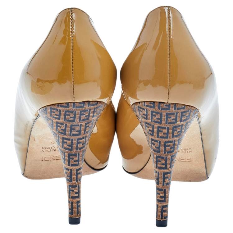 Pre Owned Fendi Beige Patent Leather Platform Pumps Size 36
