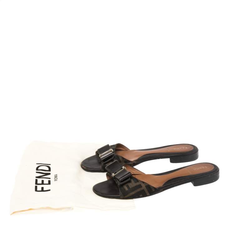 Pre Owned Fendi Brown Zucca Canvas And Leather Bow Slide Sandals Size 37.5