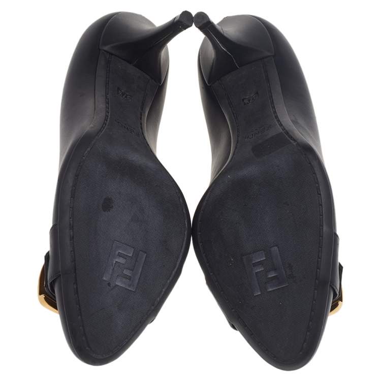 Pre Owned Fendi Black Leather FF Buckle Pumps Size 37.5 