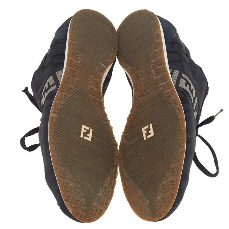 Pre Owned Fendi Black FF Canvas And Suede Low Top Sneakers Size 39