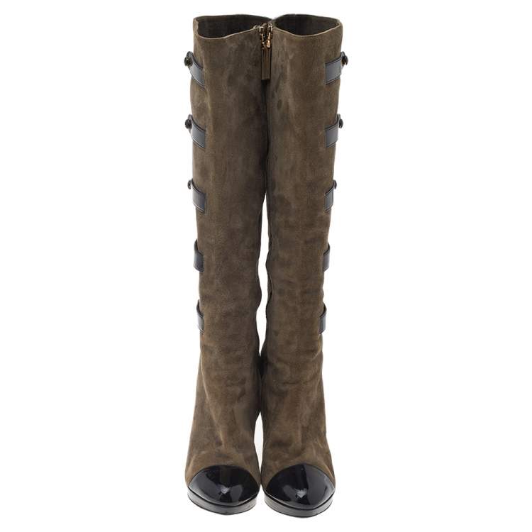 مملوكة مسبقًا Fendi Brown/Black Patent Leather Knee Length Boots Size 38.5