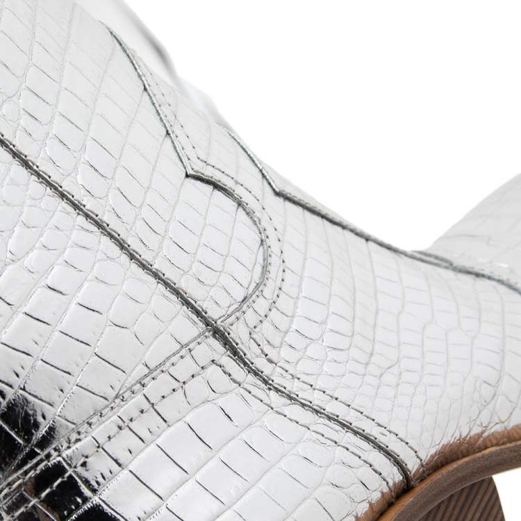 مملوكة مسبقًا Fendi Metallic Silver Croc Embossed Leather Cowboy Ankle Boots Size 40