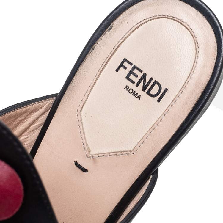مملوكة مسبقًا Fendi Black Leather Floral Appliqué Mule Open Toe Sandals Size 37