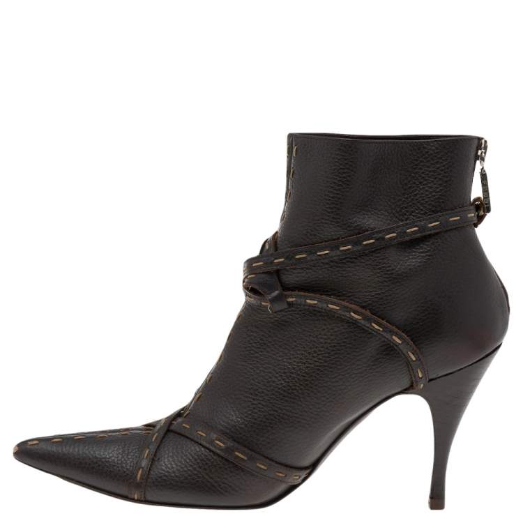 مملوكة مسبقًا Fendi Brown Leather Ankle Length Boots Size 39.5