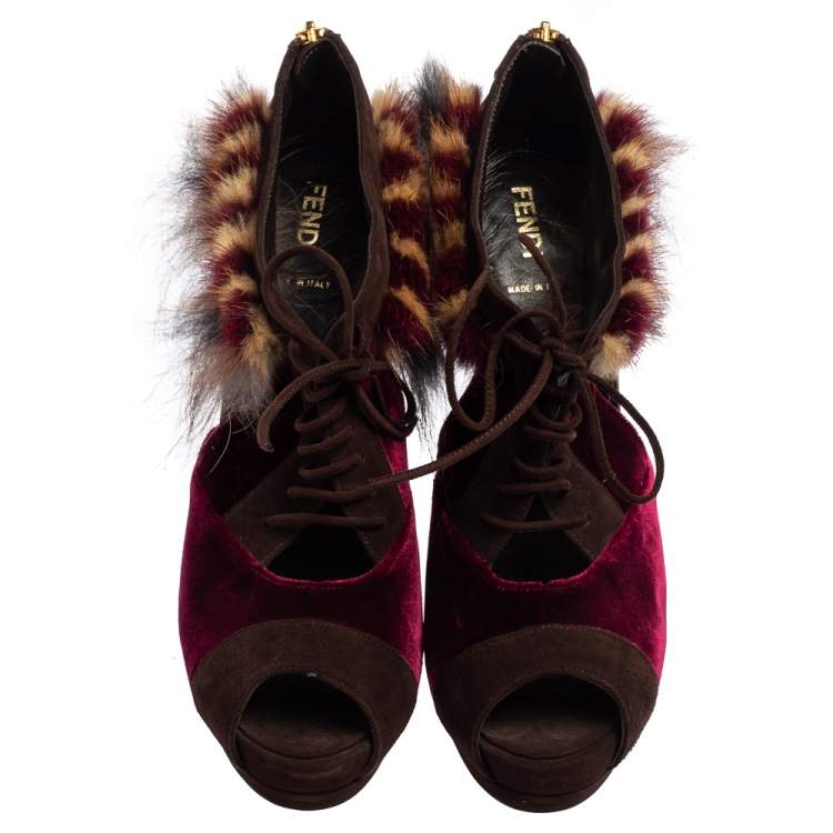مملوكة مسبقًا Fendi Burgundy/Brown Velvet, Suede and Fur Trim Lace-Up Peep-Toe Ankle Booties Size 40