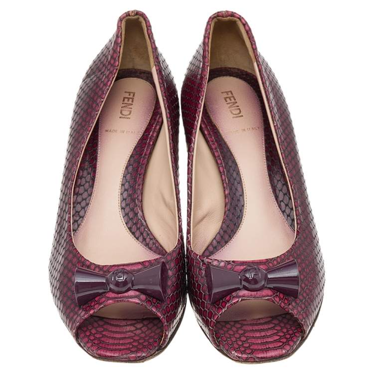 Pre Owned Fendi Two Tone Python Embossed Leather Peep Toe Block Heel Pumps Size 38