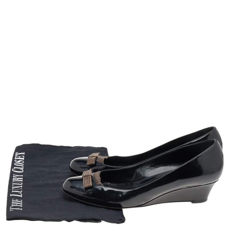 Pre Owned Fendi Black Patent Leather Bow Pumps Size 38