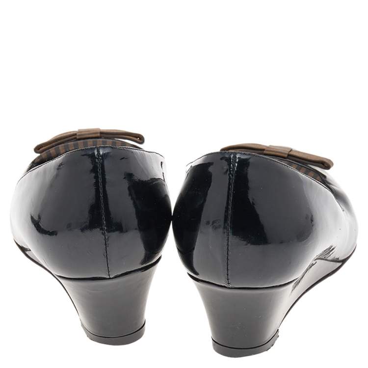 Pre Owned Fendi Black Patent Leather Bow Pumps Size 38