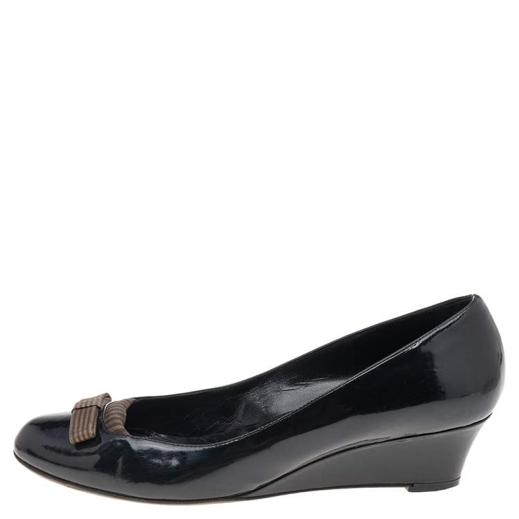 Pre Owned Fendi Black Patent Leather Bow Pumps Size 38