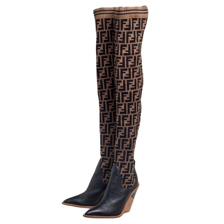 مملوكة مسبقًا Fendi Brown/Black  FF Zucca Canvas  And Leather Knee Length Boots Size 36.5