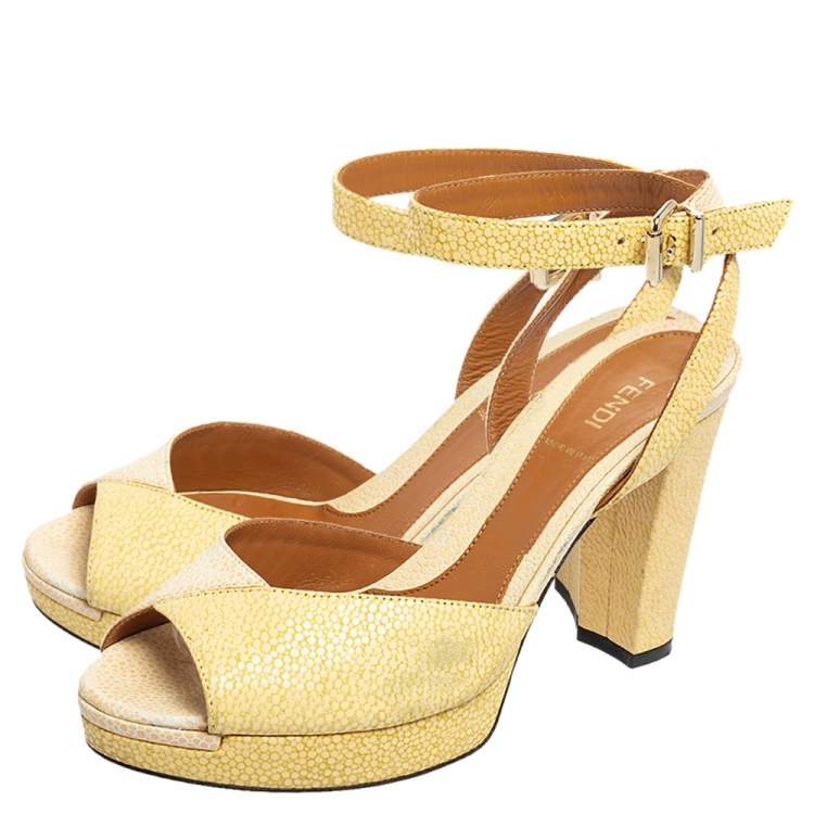 Pre Owned Fendi Beige/White Leather Ankle Strap Peep Toe Sandals Size 36