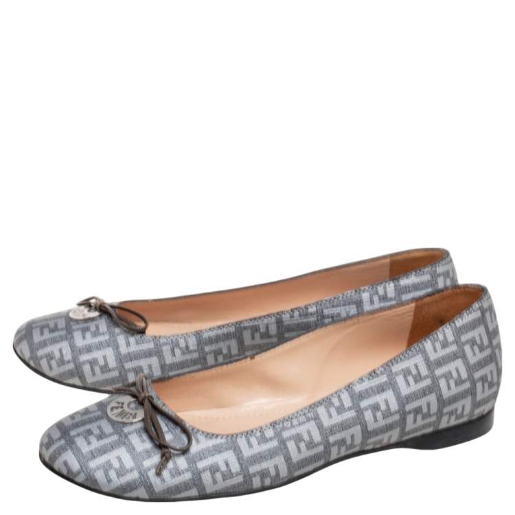 Pre Owned Fendi Grey Zucca Canvas Bow Ballet Flats Size 36  
