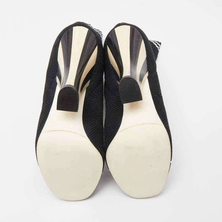 مملوكة مسبقًا Fendi Black/White  Knit Fabric Rockoko Runway Openwork Ankle Boots Size 36.5