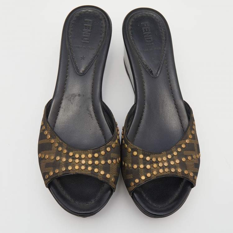 Pre Owned Fendi Tobacco Zucca Canvas Studded Platform Sandals Size 37