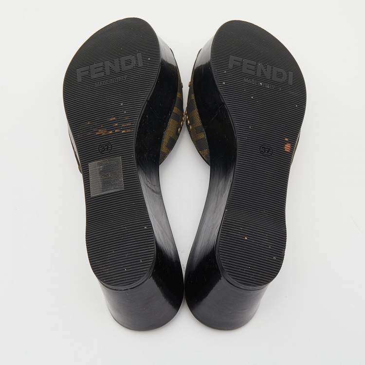 Pre Owned Fendi Tobacco Zucca Canvas Studded Platform Sandals Size 37