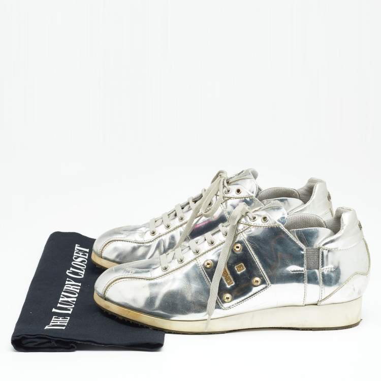 Pre Owned Fendi Metallic Silver Patent Leather Low Top Sneakers Size 38