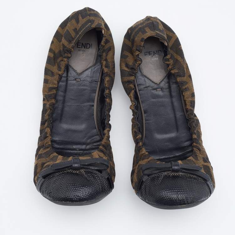 Pre Owned Fendi Tobacco Zucca Canvas And Embossed Leather Cap Toe Scrunch Ballet Flats Size 39
