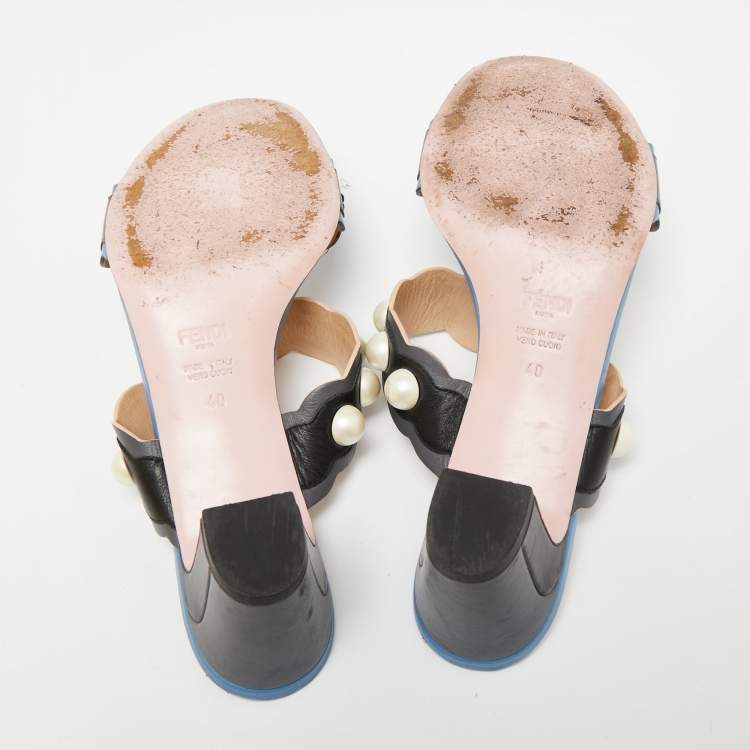 Pre Owned Fendi Multicolor Leather Faux Pearl Embellished Slide Sandals Size 40