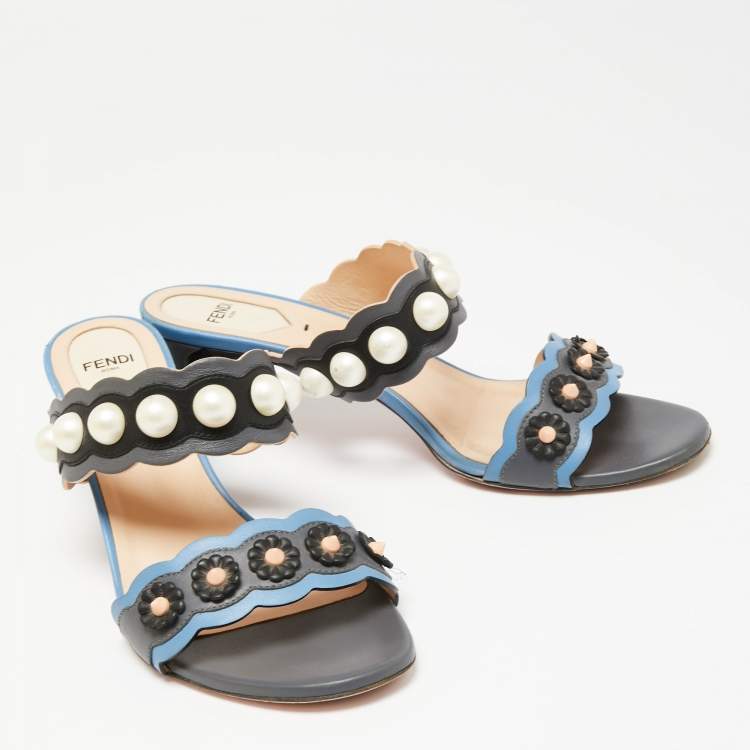 Pre Owned Fendi Multicolor Leather Faux Pearl Embellished Slide Sandals Size 40