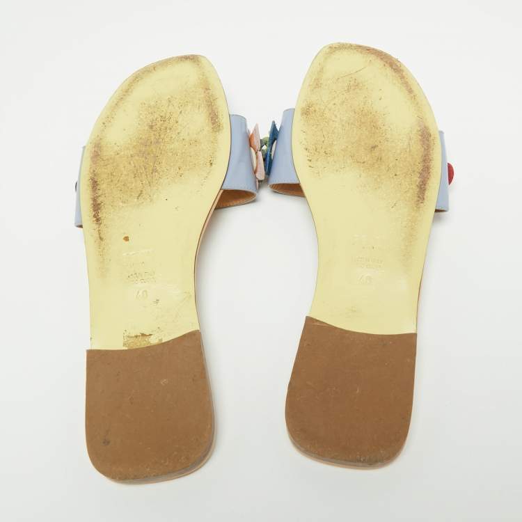 مملوكة مسبقًا Fendi Blue Patent Leather Flowerland Flat Slide Sandals Size 40