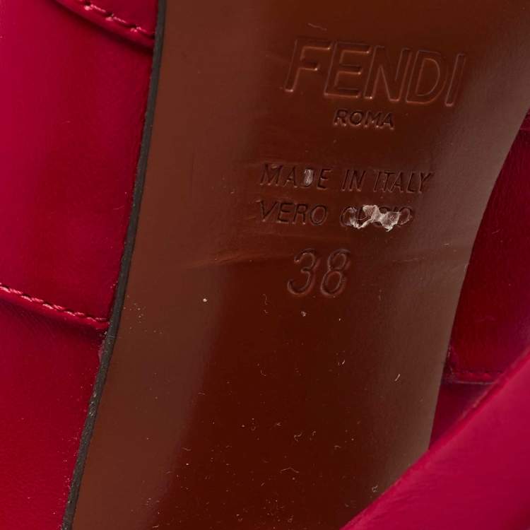 مملوكة مسبقًا Fendi Red Leather And Striped Fabric Thigh High Boots Size 38