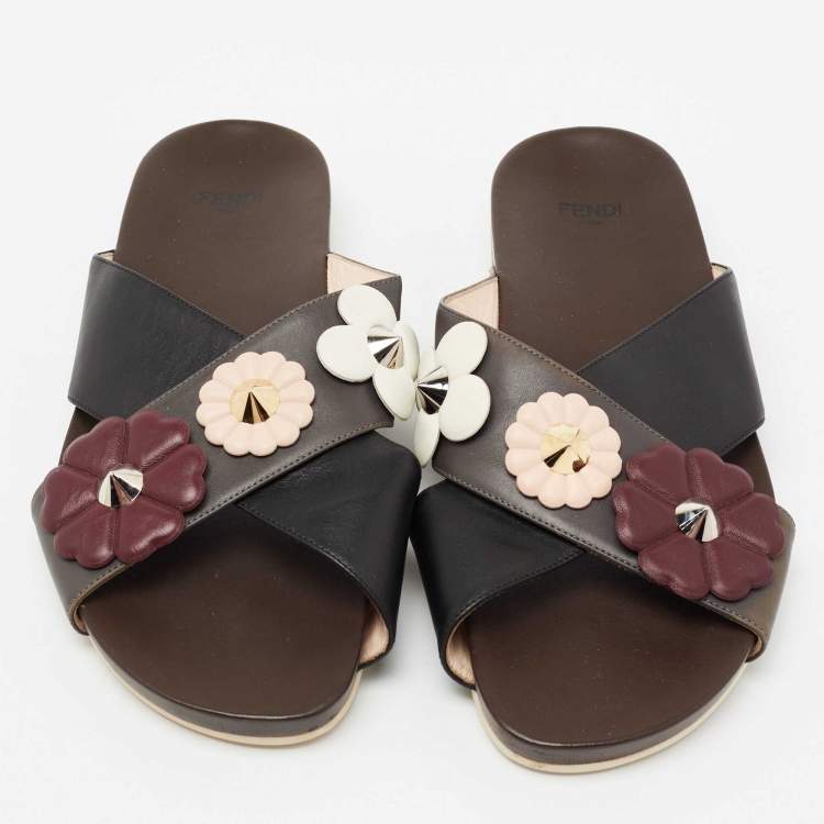 Pre Owned Fendi Black/Dark Brown Leather Stud Embellished Flower Flat Slides Size 39
