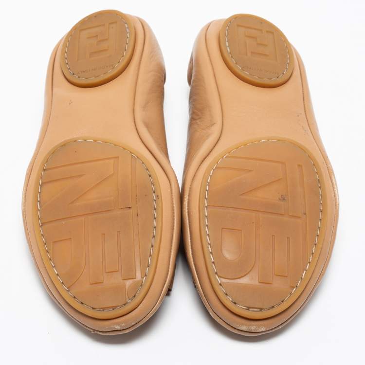 Pre Owned Fendi Beige Leather Bow Scrunch Ballet Flats Size 38