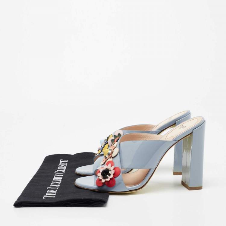 Pre Owned Fendi Light Blue Patent Leather Flowerland Block Heel Slide Sandals Size 39