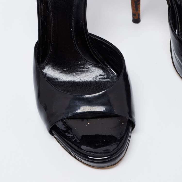 مملوكة مسبقًا Fendi Black Patent Leather Zucchino Heel Peep-Toe Ankle-Strap Sandals Size 39