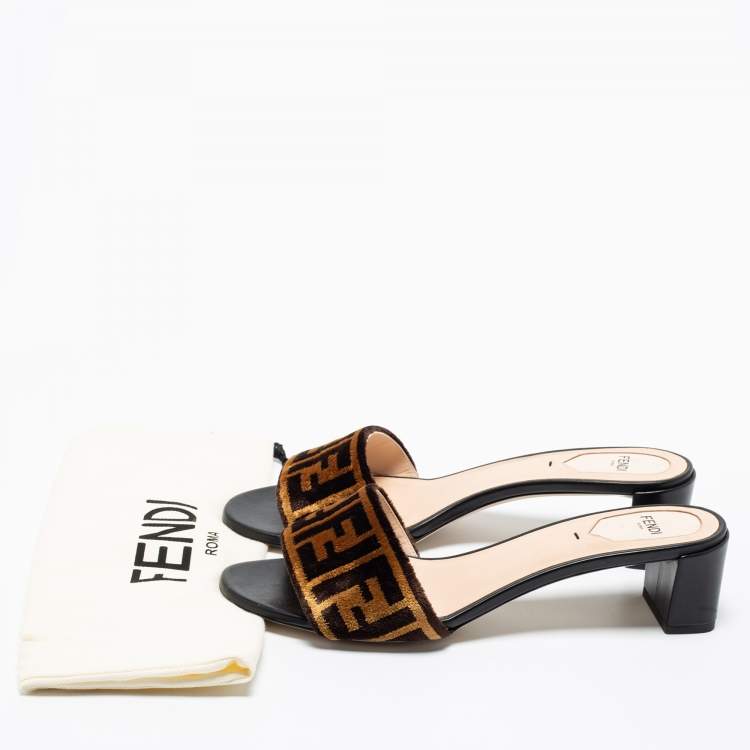 Pre Owned Fendi Two-Tone Zucca Velvet Slide Sandals Size 40