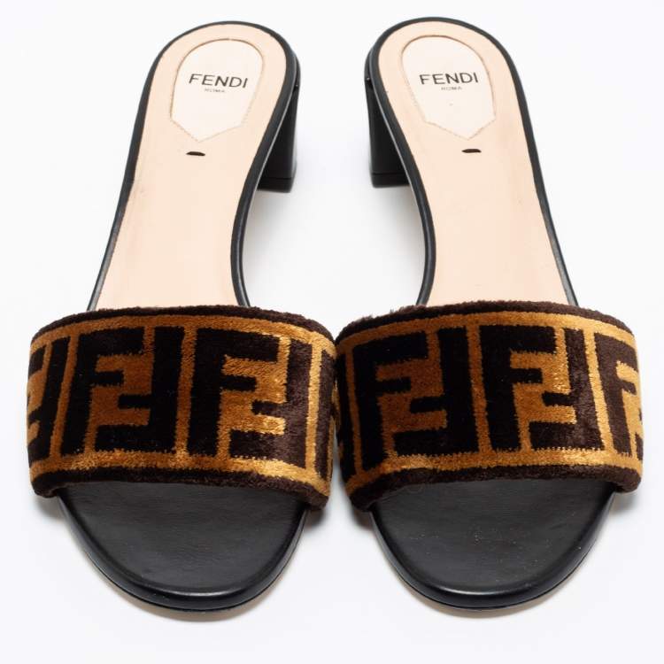 Pre Owned Fendi Two-Tone Zucca Velvet Slide Sandals Size 40