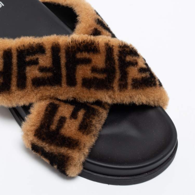 Pre Owned Fendi Two-Tone Zucca Print Shearling Fur Criss Cross Flat Slides Size 39