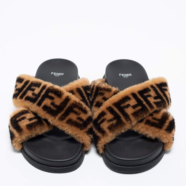 Pre Owned Fendi Two-Tone Zucca Print Shearling Fur Criss Cross Flat Slides Size 39