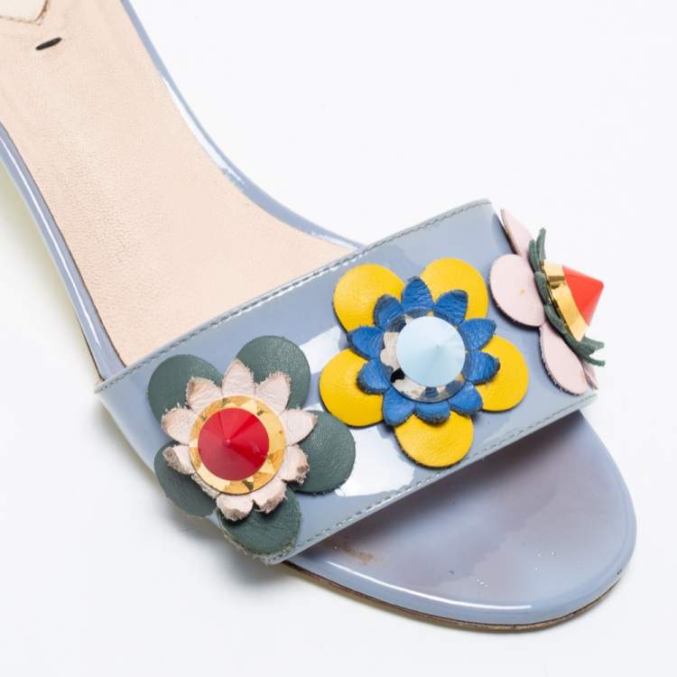 Pre Owned Fendi Blue Patent Leather Flowerland Block Heel Slides Size 39