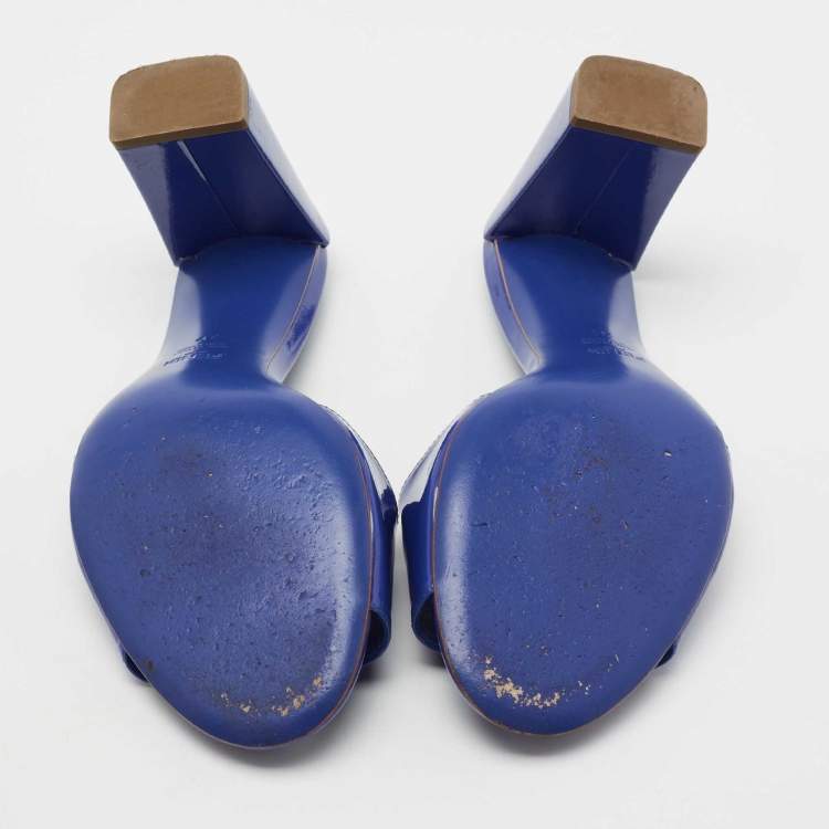 Pre Owned Fendi Blue Patent Leather Block Heel Slides Size 39