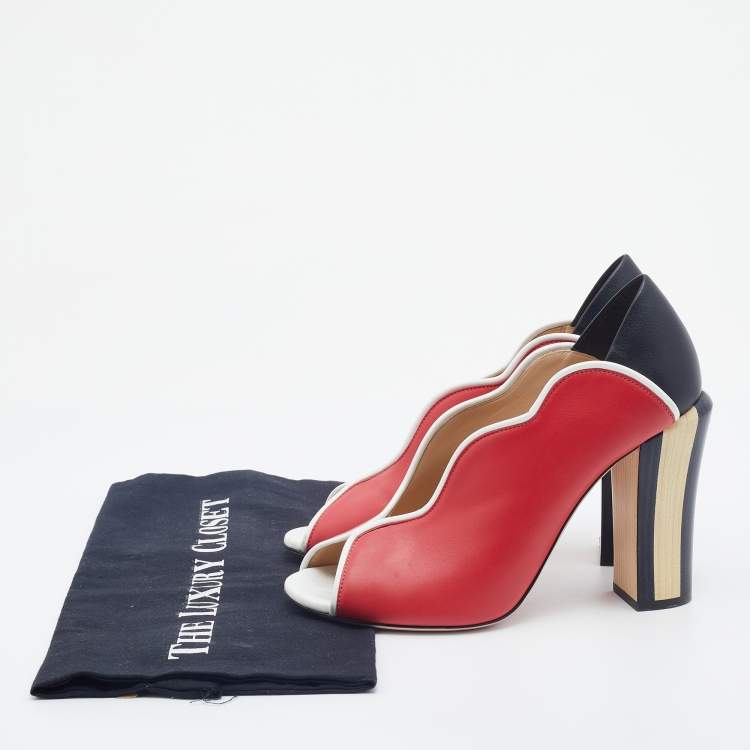 Pre Owned Fendi Multicolor Leather Scallop Lined Peep Toe Pumps Size 37.5