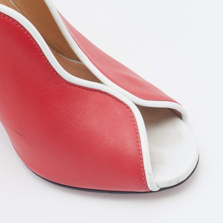 Pre Owned Fendi Multicolor Leather Scallop Lined Peep Toe Pumps Size 37.5