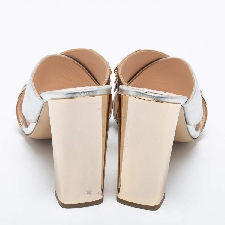 مملوكة مسبقًا Fendi Silver/Gold Leather Cross Strap Flowerland Slide Sandals Size 36