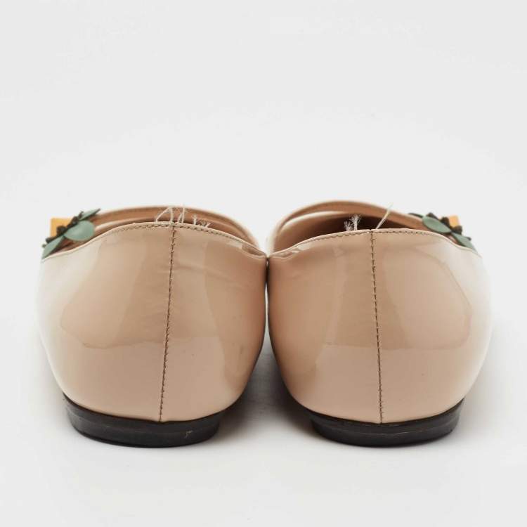 Pre Owned Fendi Beige Patent Leather Flowerland Ballet Flats Size 39