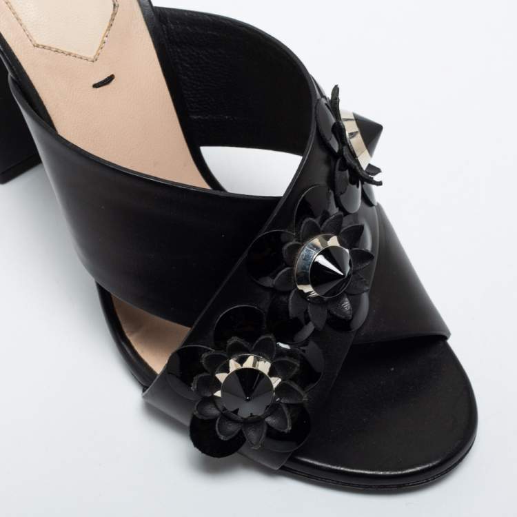 Pre Owned Fendi Black Leather Flowerland Slide Sandals Size 37.5