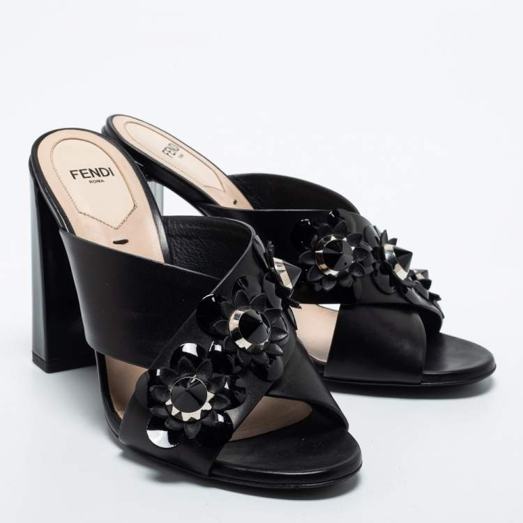 Pre Owned Fendi Black Leather Flowerland Slide Sandals Size 37.5