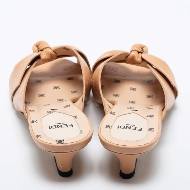 Pre Owned Fendi Beige Leather Bow FF Karligraphy Slide Sandals Size 38