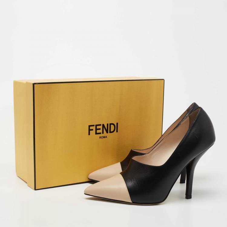 مملوكة مسبقًا Fendi Black/Beige Leather Pointed Toe Pumps Size 40